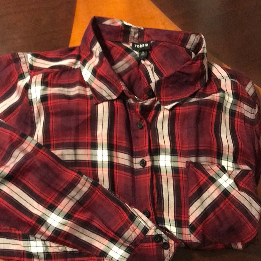 Torrid Size 3 (3X) Red Plaid Milly Button-down